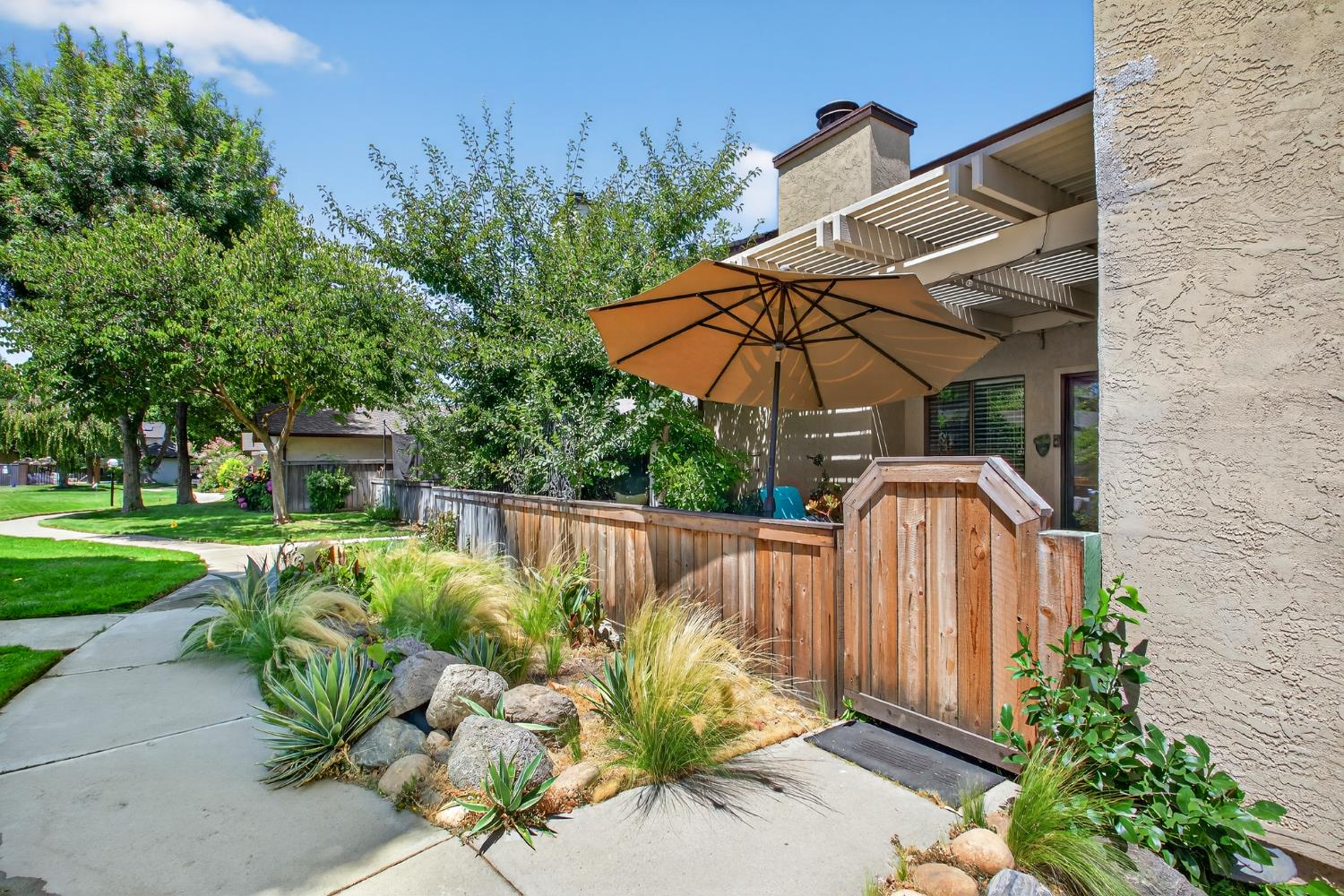 788 E Milgeo Ave, Ripon, CA 95366