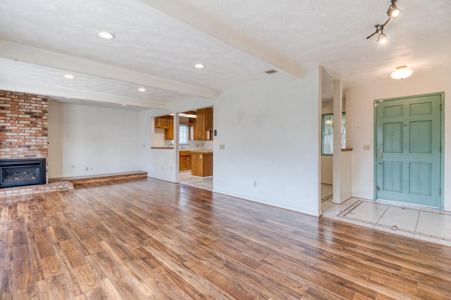 1501 Bella Terra Dr, Modesto, CA 95355