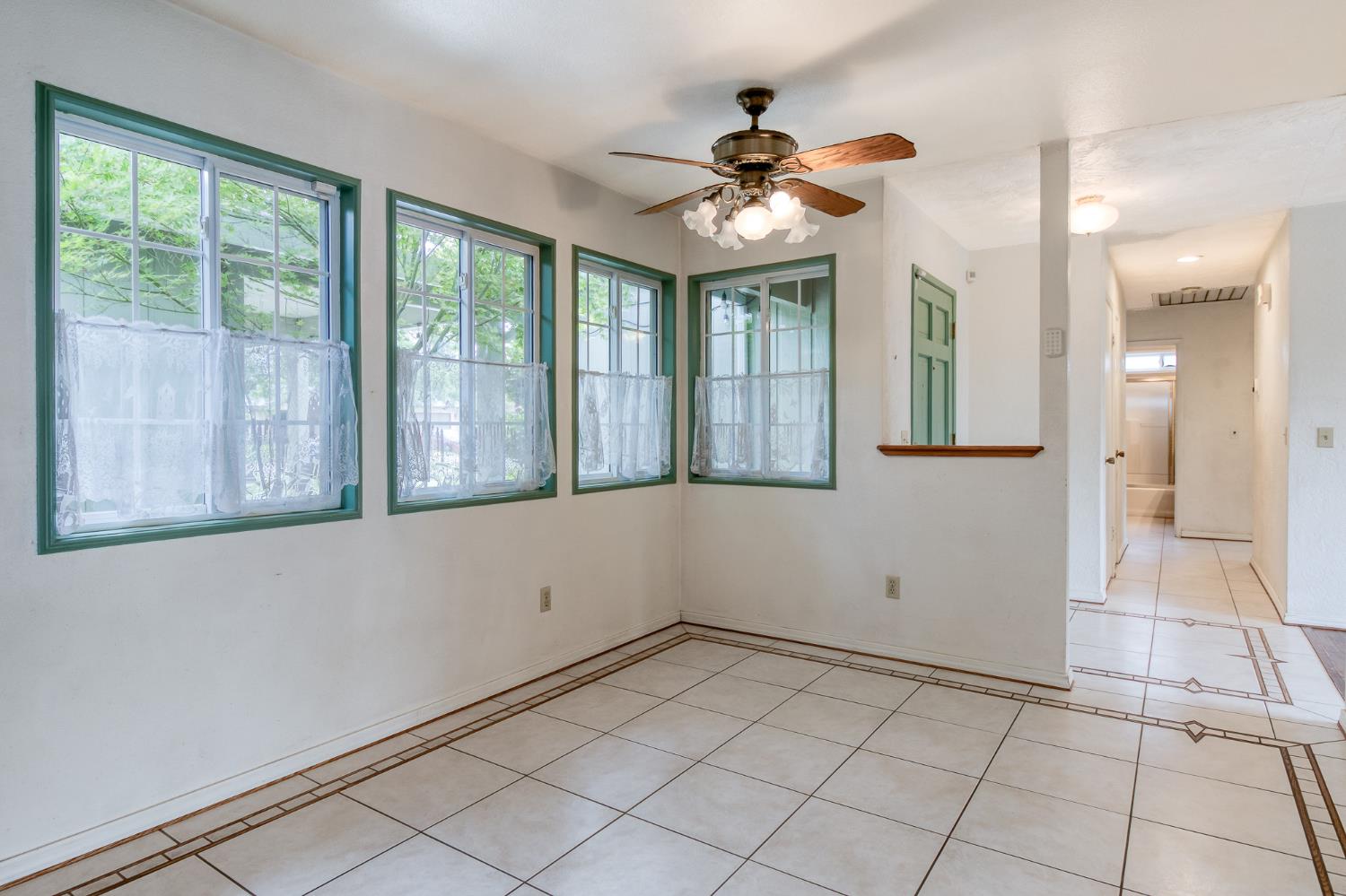 1501 Bella Terra Dr, Modesto, CA 95355