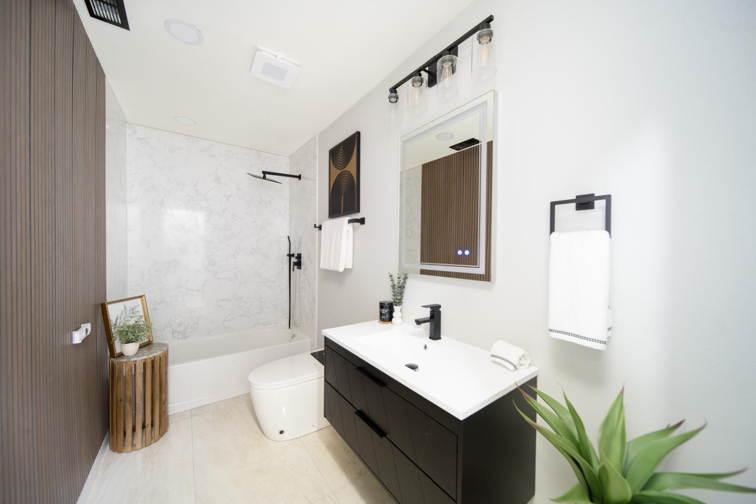 766 Folsom way, Manteca, CA 95337