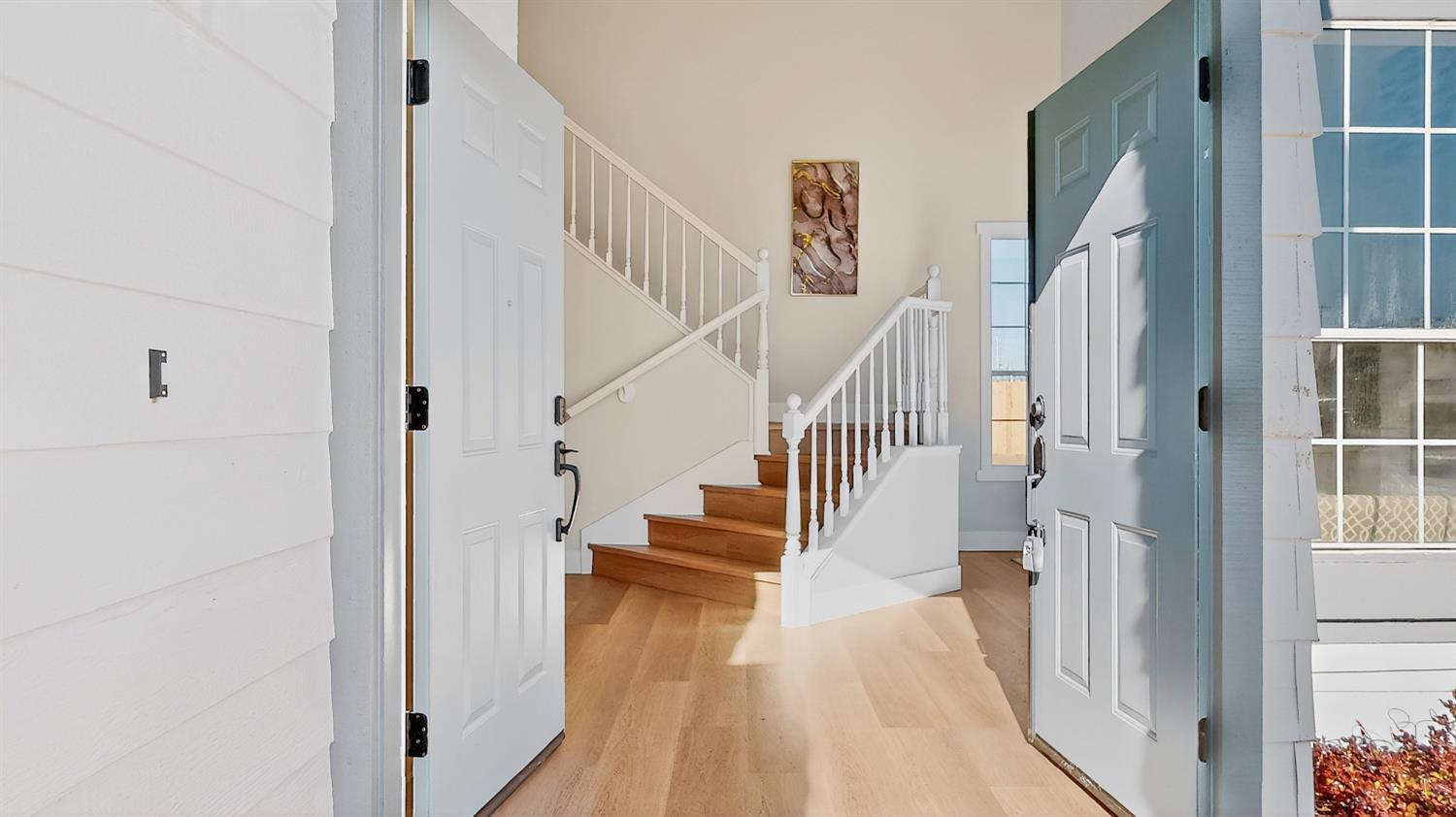 1684 E G St, Oakdale, CA 95361