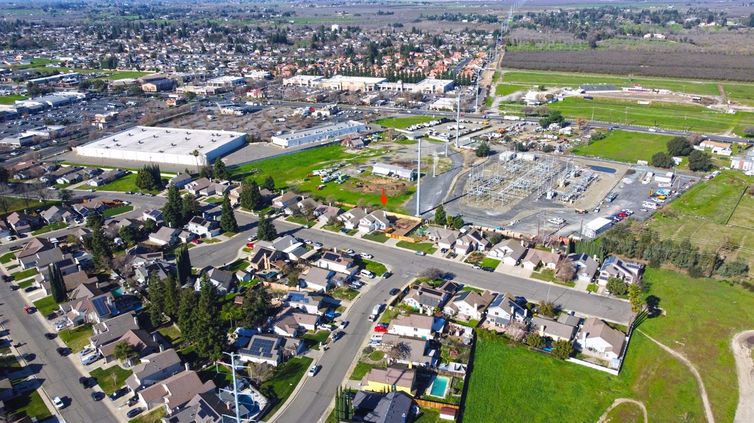 1684 E G St, Oakdale, CA 95361