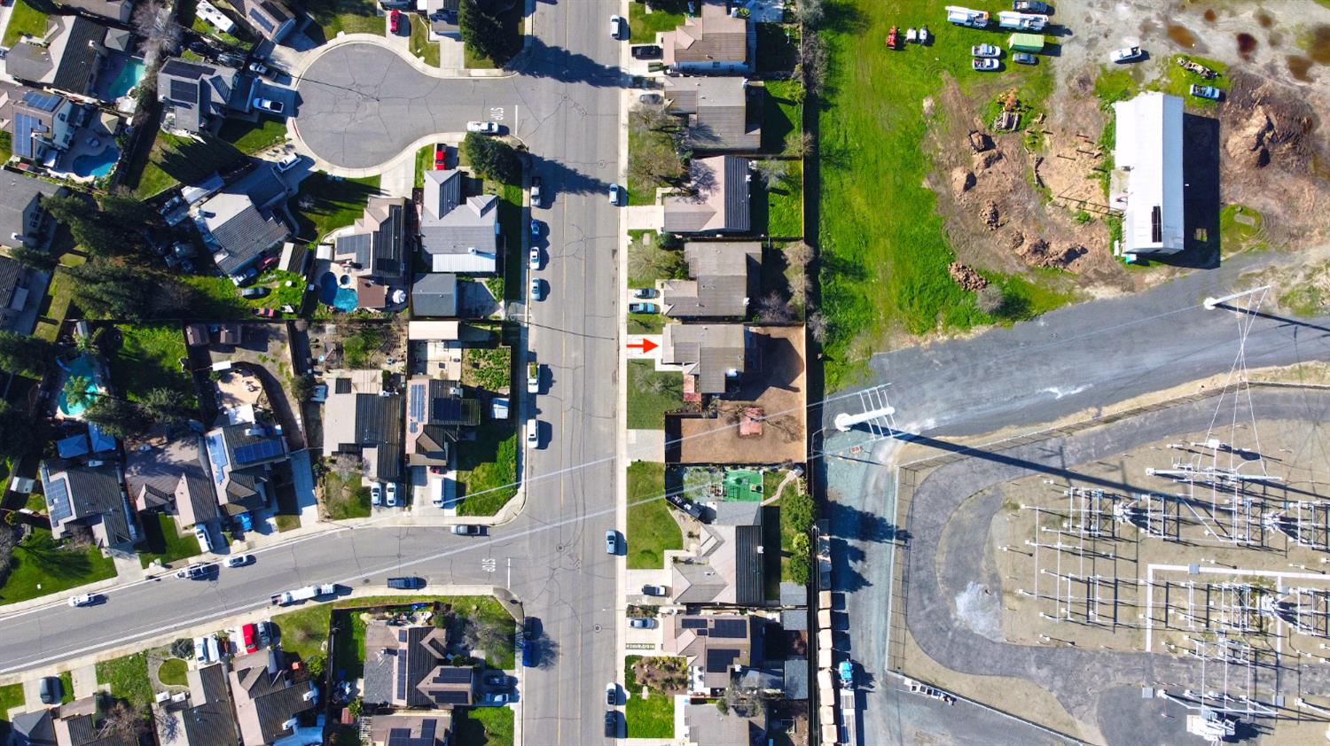 1684 E G St, Oakdale, CA 95361