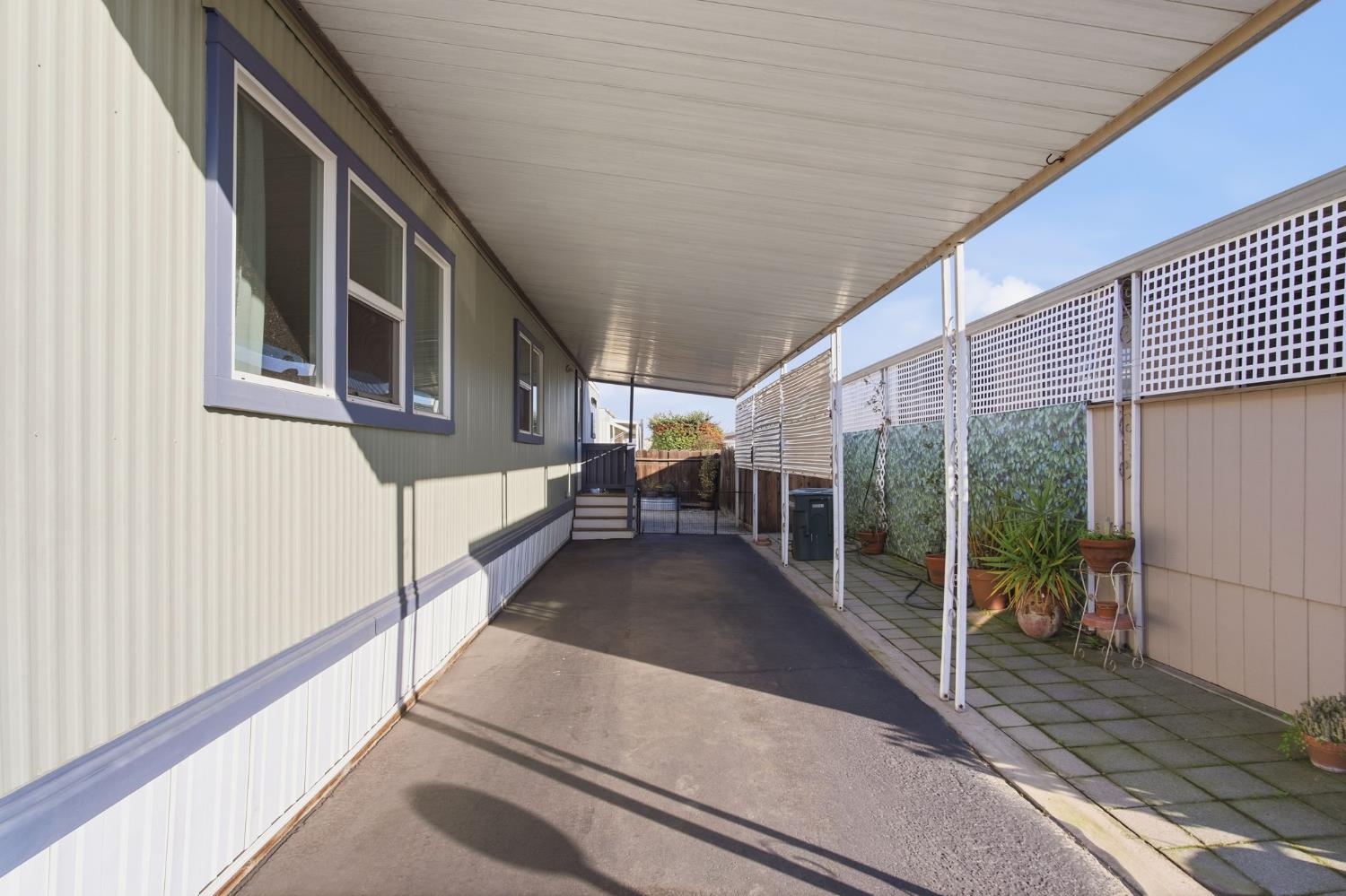 4125 McHenry Ave #69, Modesto, CA 95356