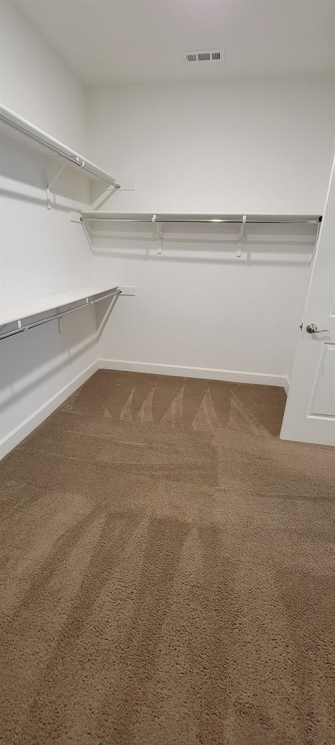 1052 Lavender St, Manteca, CA 95337