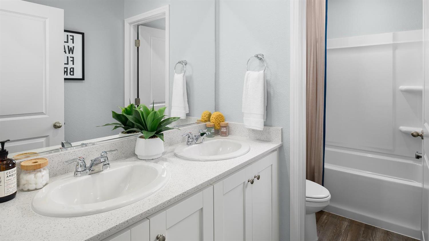 1826 Del Mar Ct, Los Banos, CA 93635