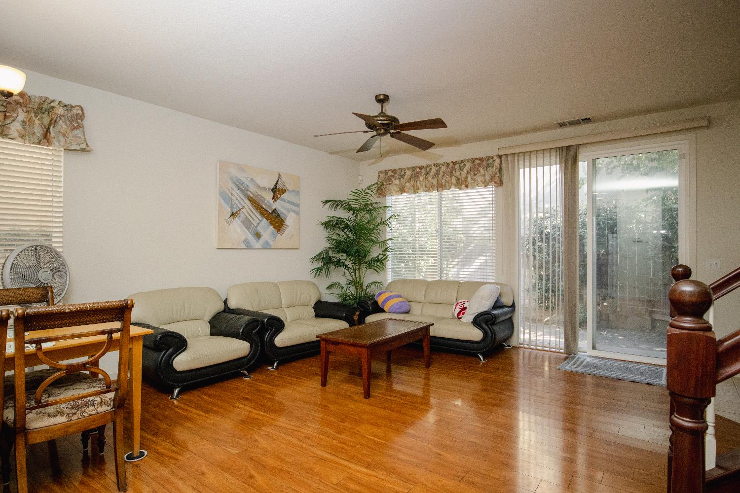 1361 Carlsbad Dr, Merced, CA 95348