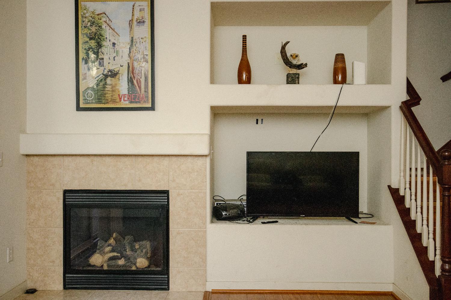 1361 Carlsbad Dr, Merced, CA 95348