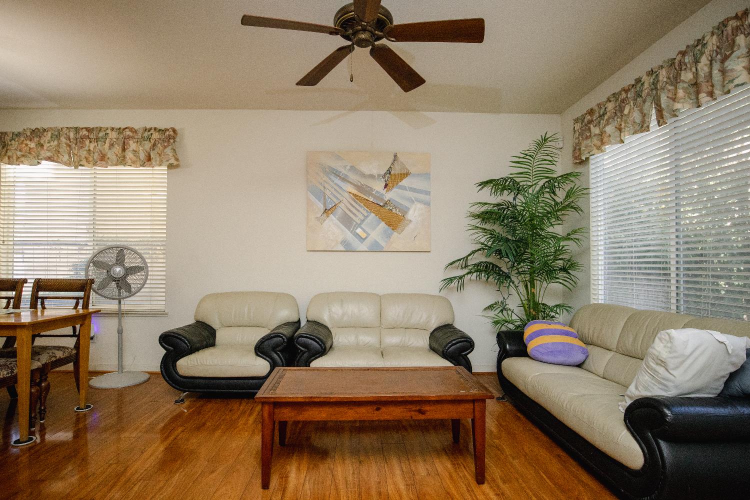 1361 Carlsbad Dr, Merced, CA 95348