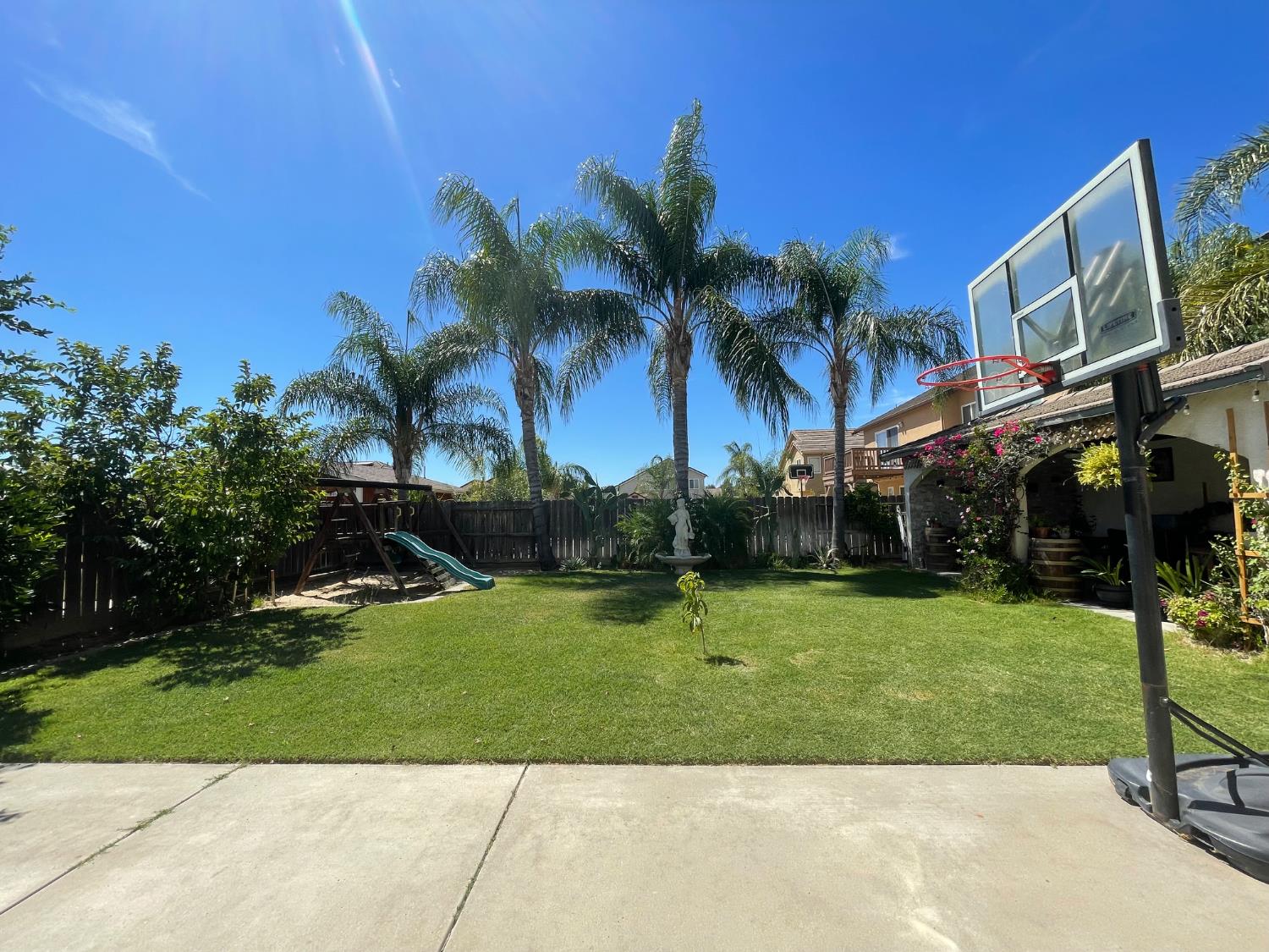 3786 Waynesboro, Ceres, CA 95307