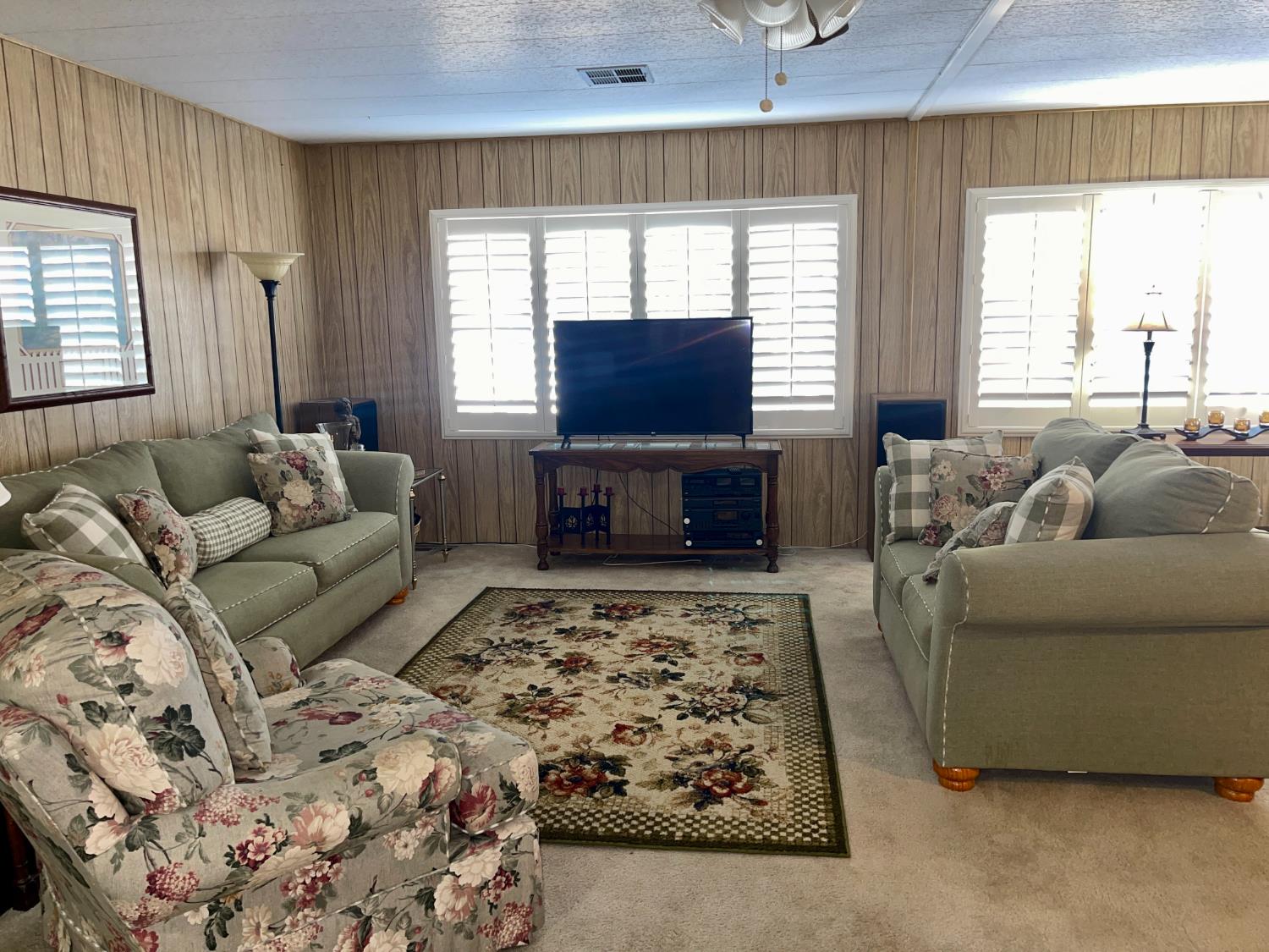 2621 Prescott Rd #114, Modesto, CA 95350