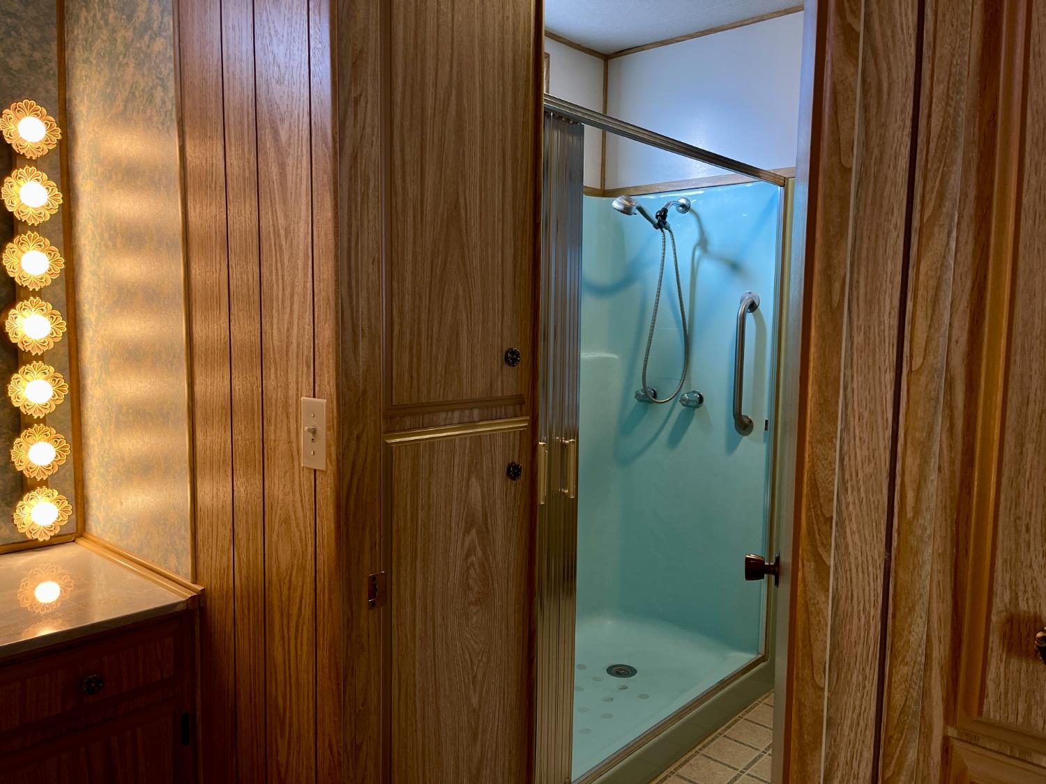 2621 Prescott Rd #114, Modesto, CA 95350