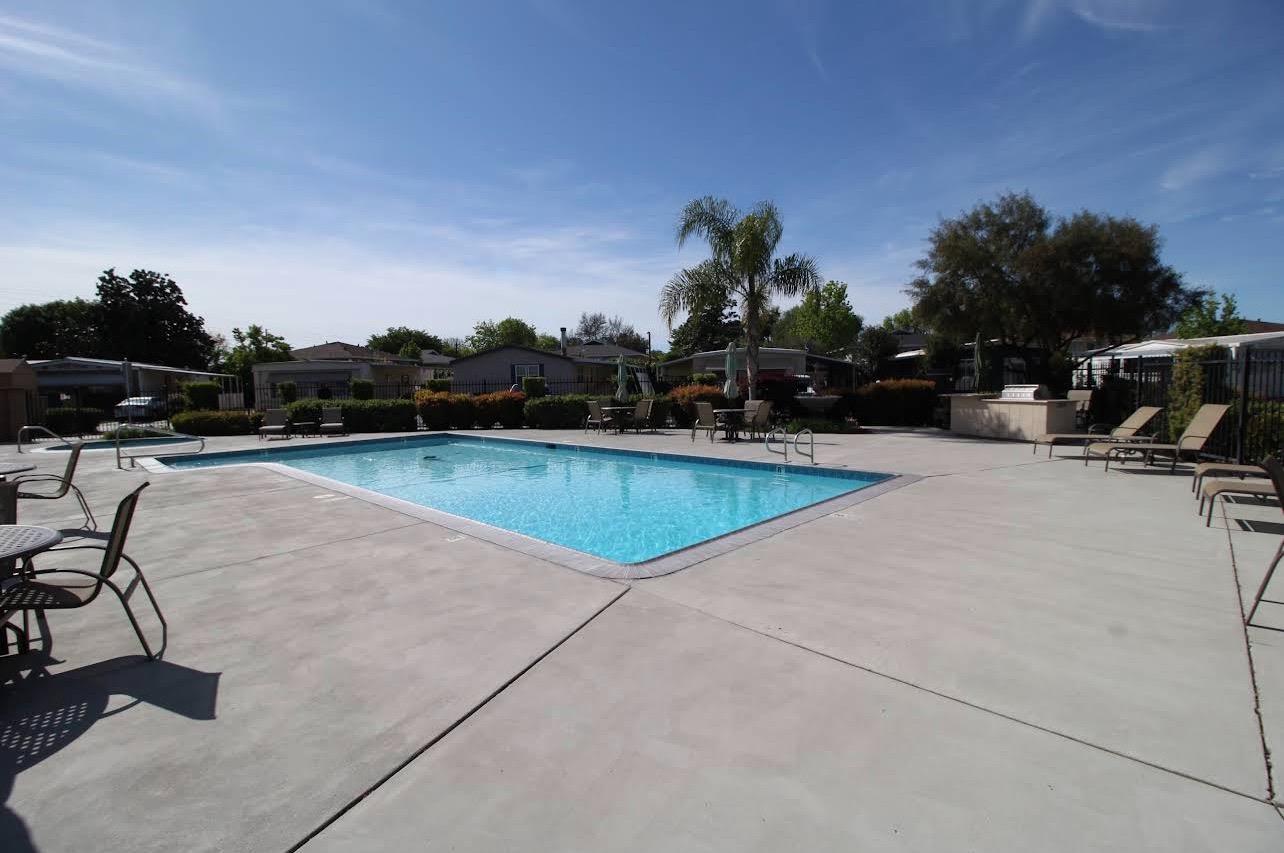 2621 Prescott Rd #114, Modesto, CA 95350