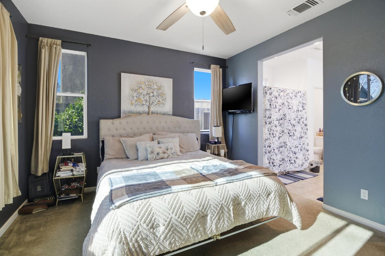 344 N Red Lion Way, Newman, CA 95360