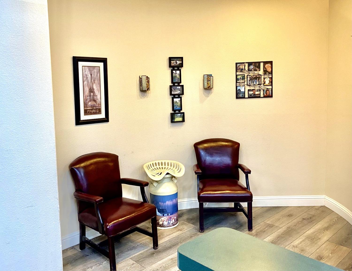 900 Post Rd, Oakdale, CA 95361