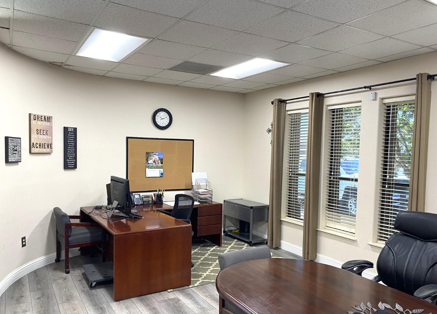 900 Post Rd, Oakdale, CA 95361