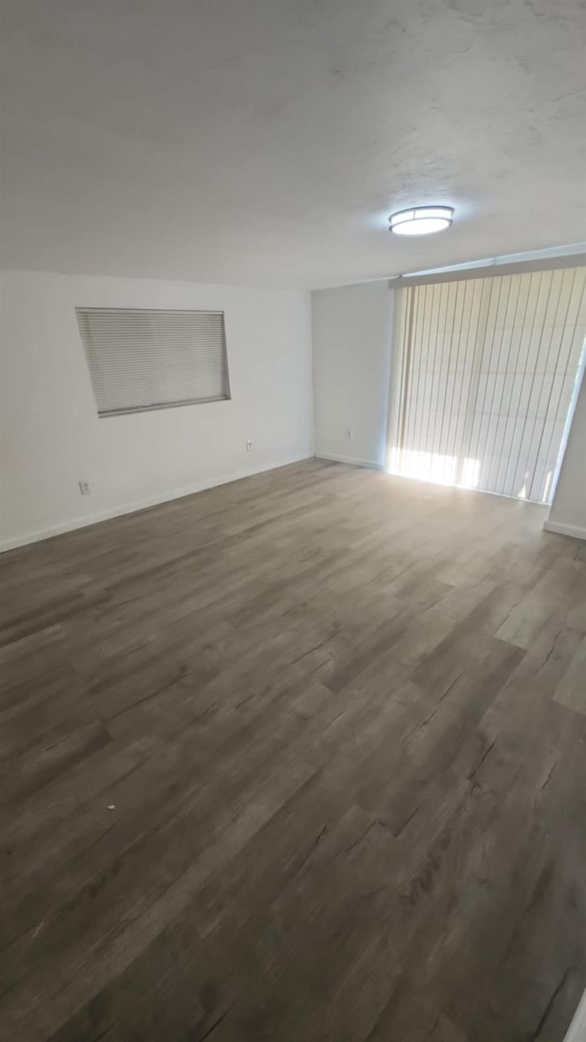 602 Spruce Rd, Exeter, CA 93221