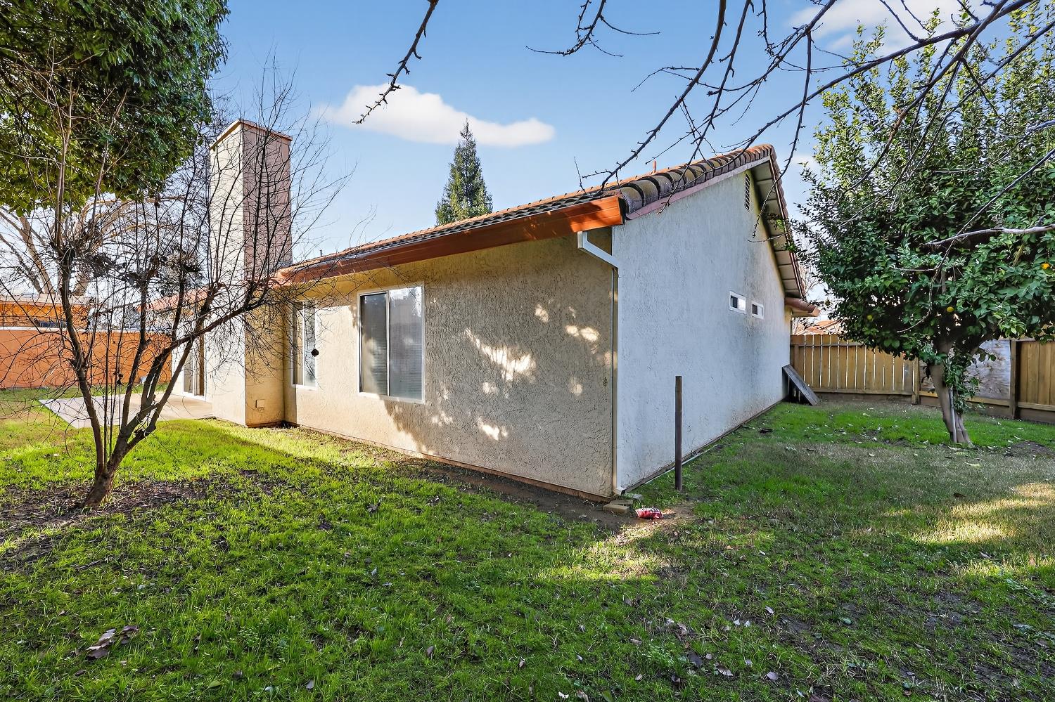 1844 Springfield, Merced, CA 95340