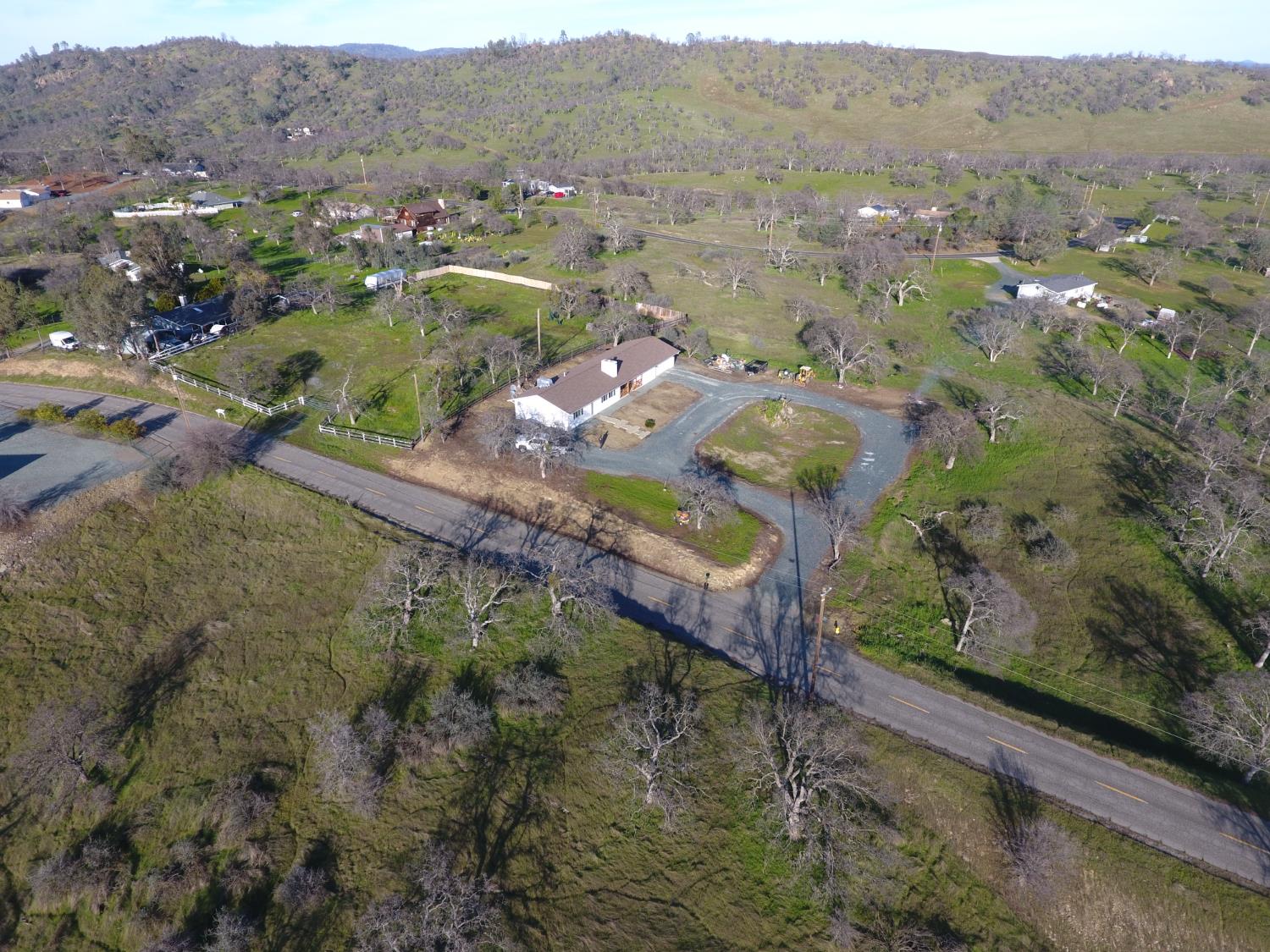 2095 Navarro St, La Grange, CA 95329