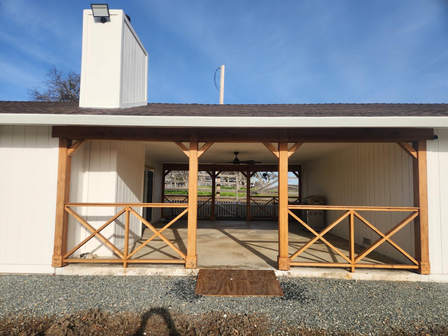 2095 Navarro St, La Grange, CA 95329