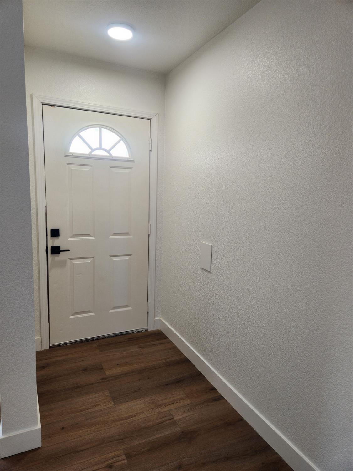 2095 Navarro St, La Grange, CA 95329