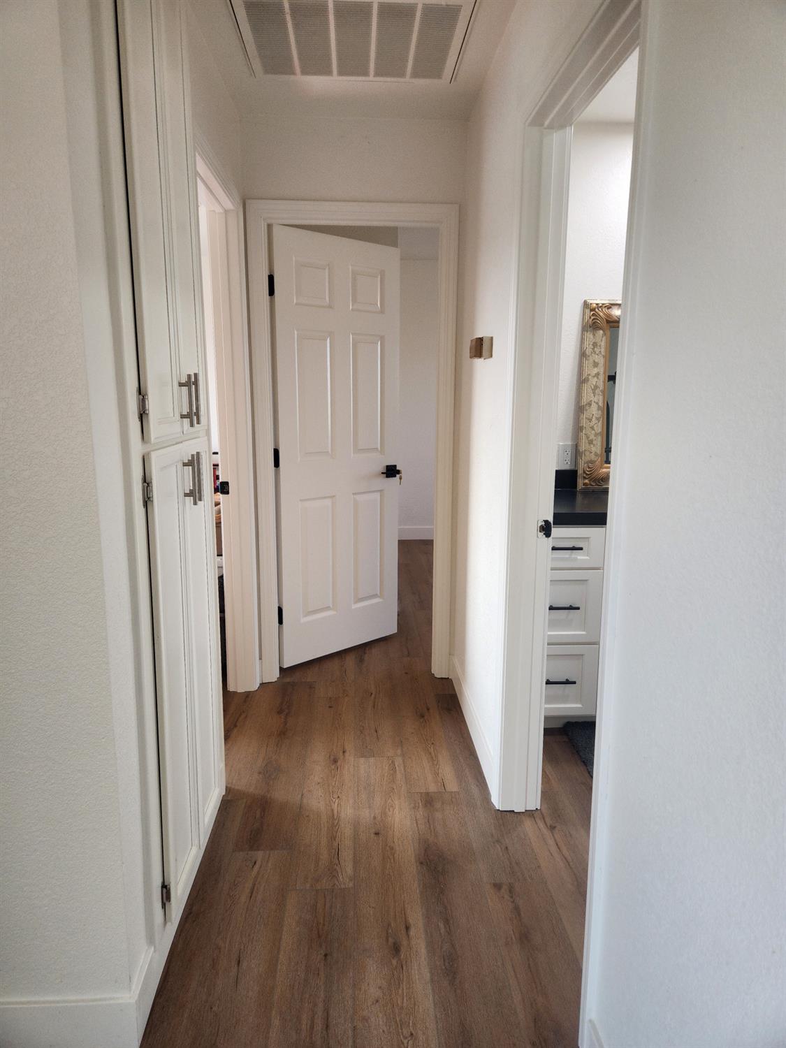 2095 Navarro St, La Grange, CA 95329