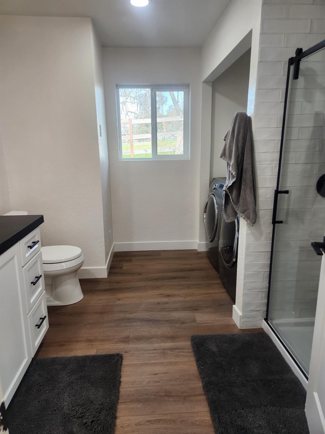 2095 Navarro St, La Grange, CA 95329