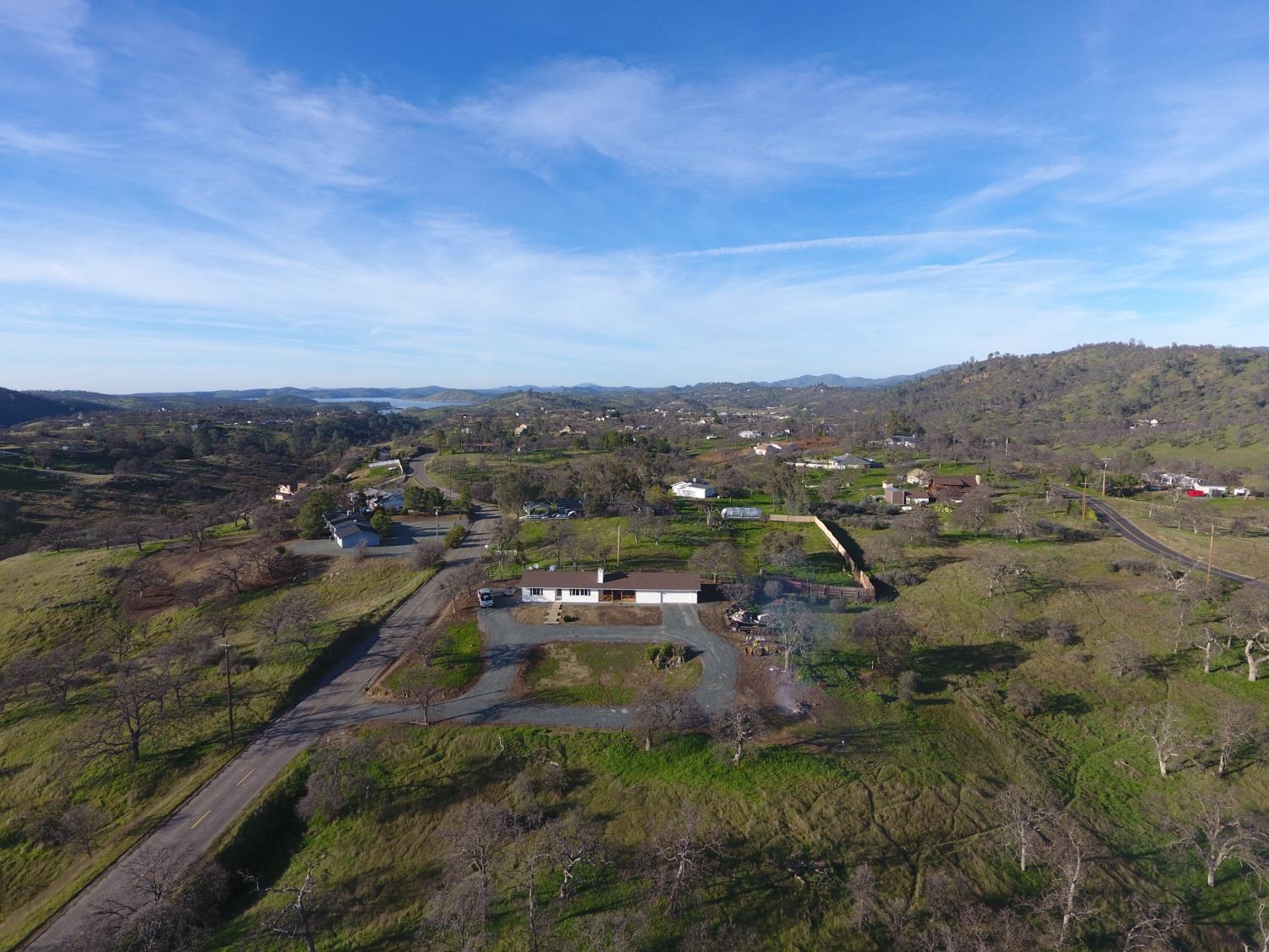 2095 Navarro St, La Grange, CA 95329