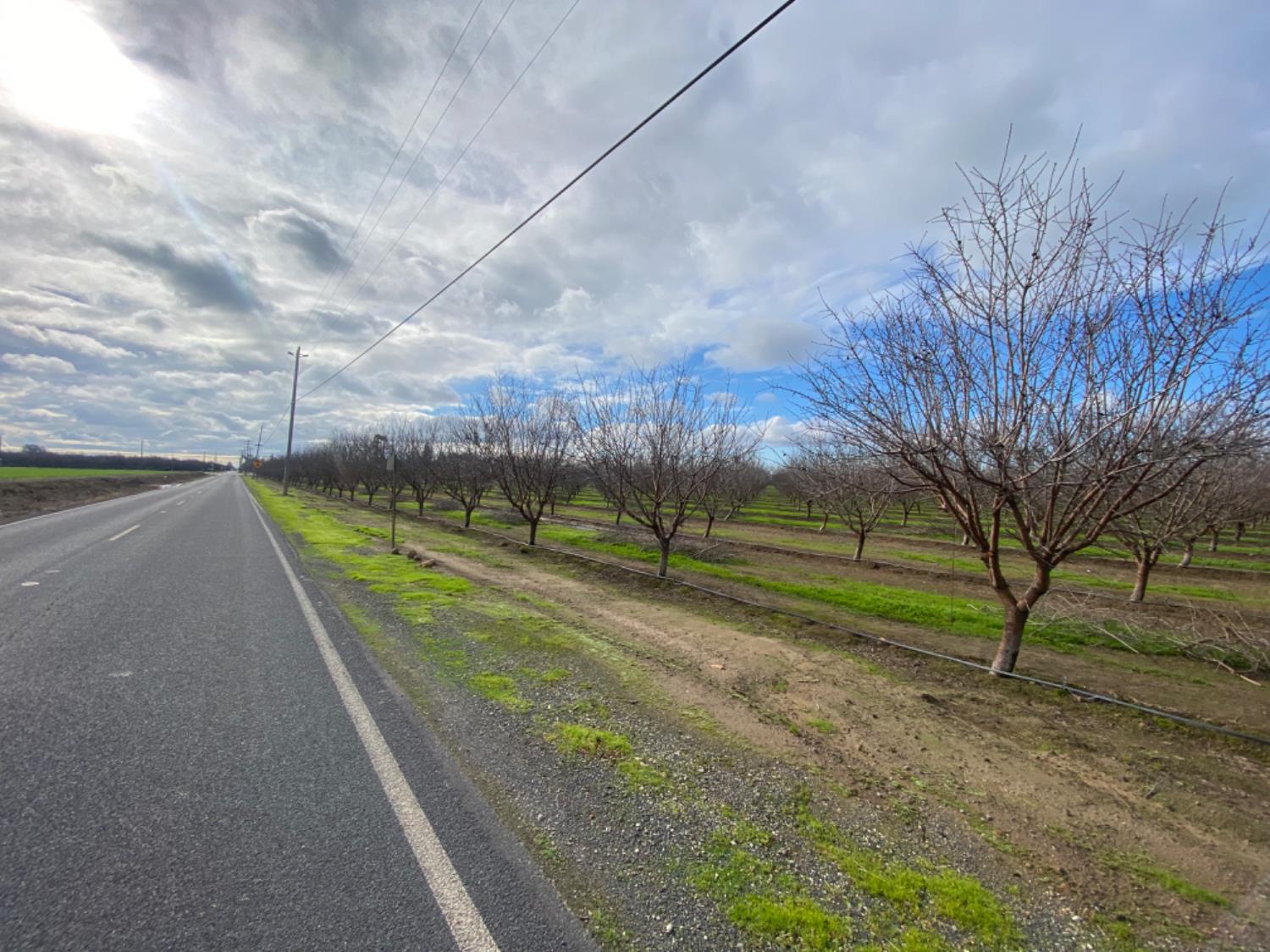 17751 Sexton Rd, Escalon, CA 95320