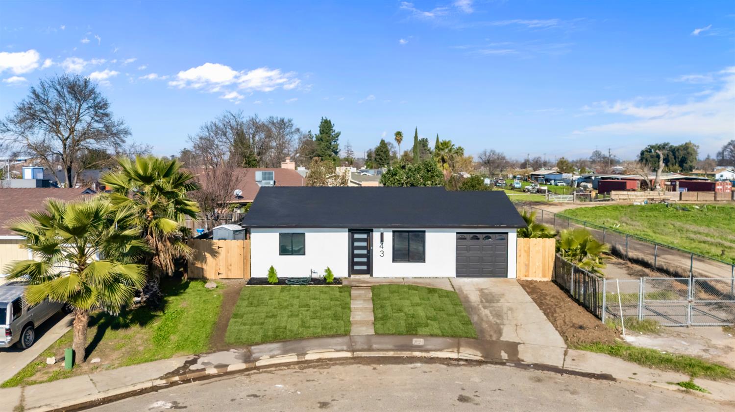 43 Skylark St, Merced, CA 95341