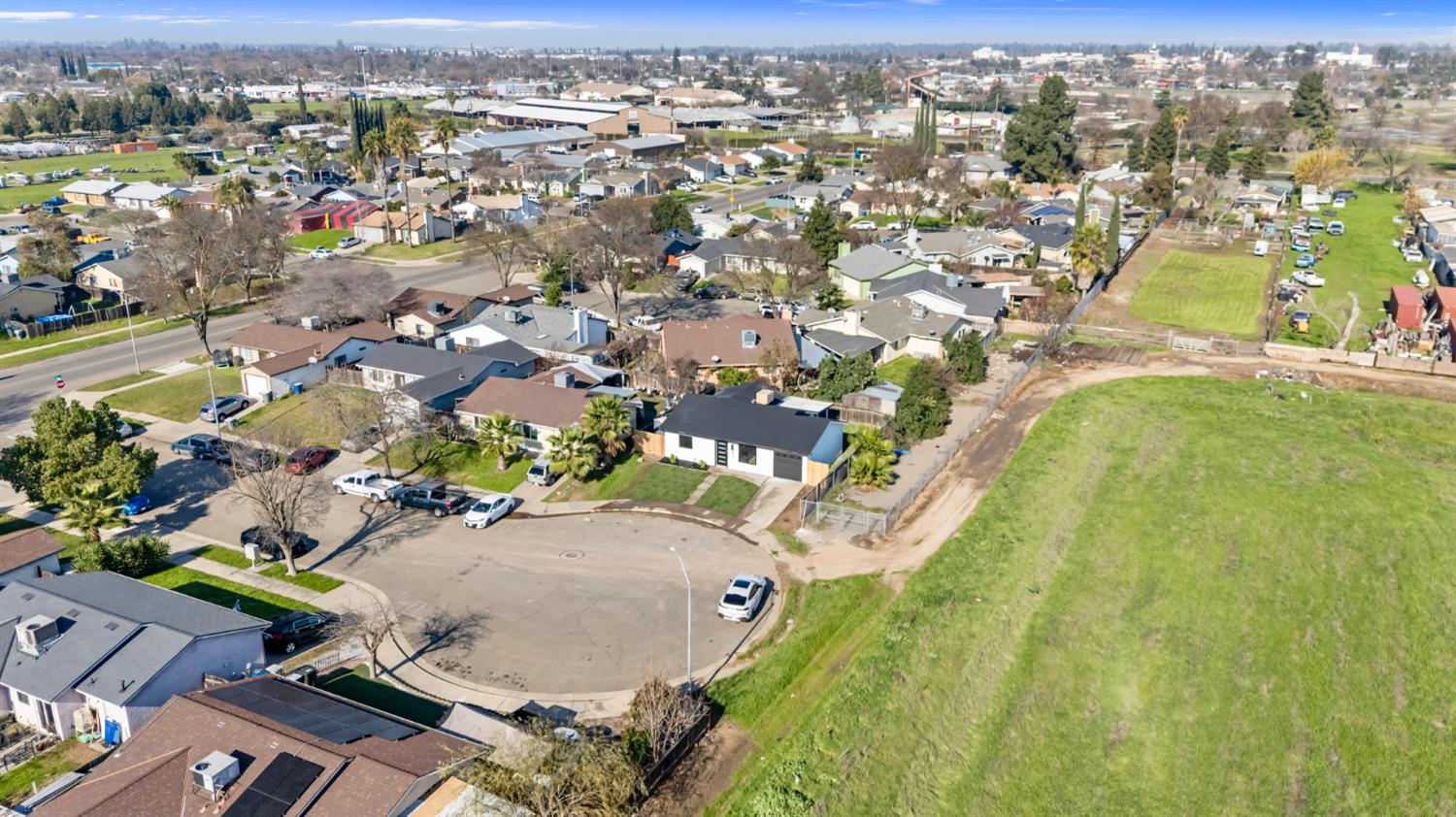 43 Skylark St, Merced, CA 95341