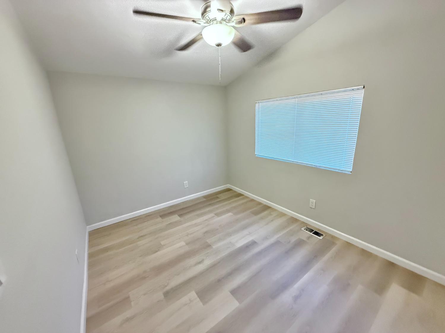 3939 Central Ave #178, Ceres, CA 95307