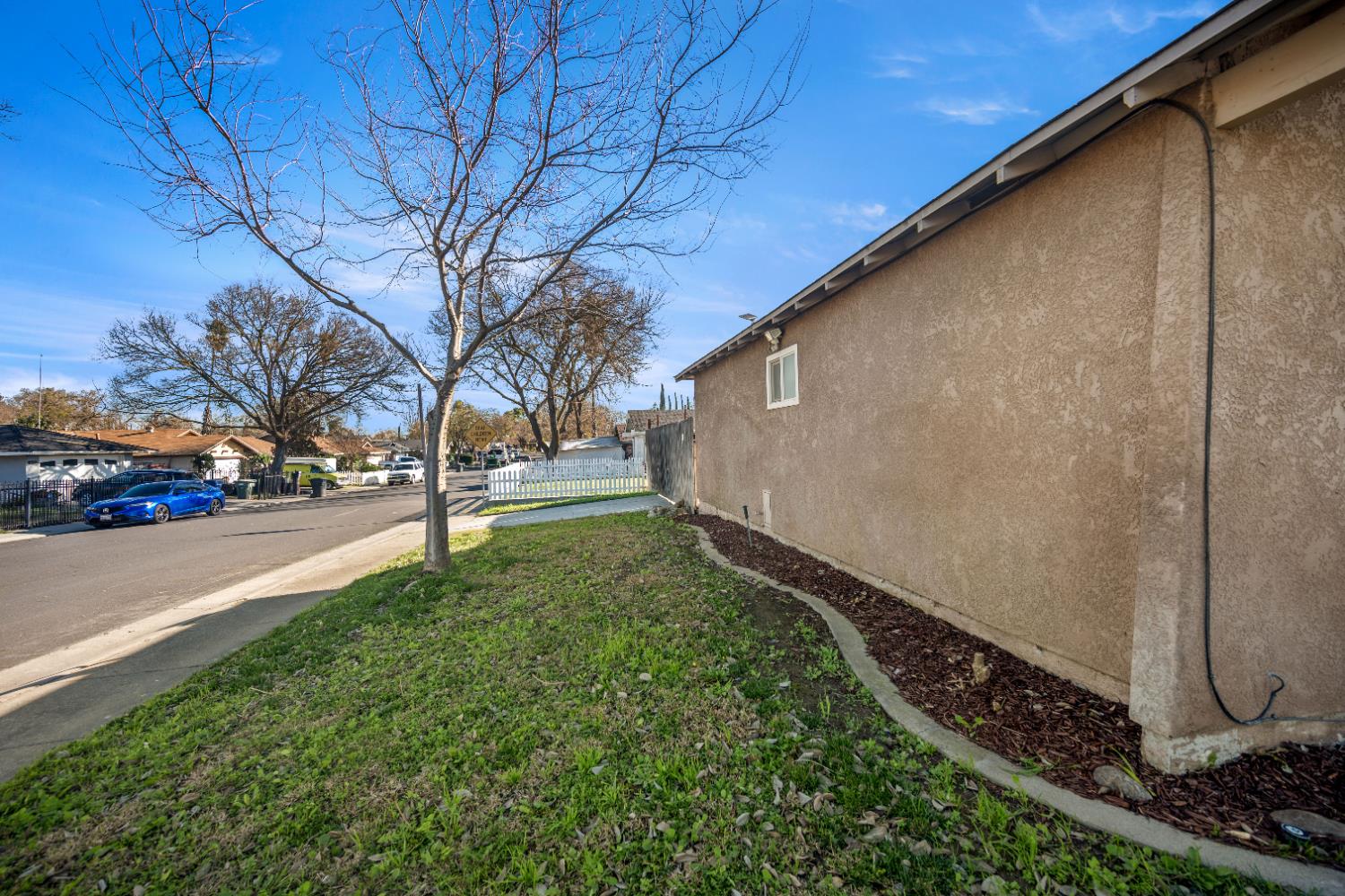 120 Eula Dr, Modesto, CA 95354