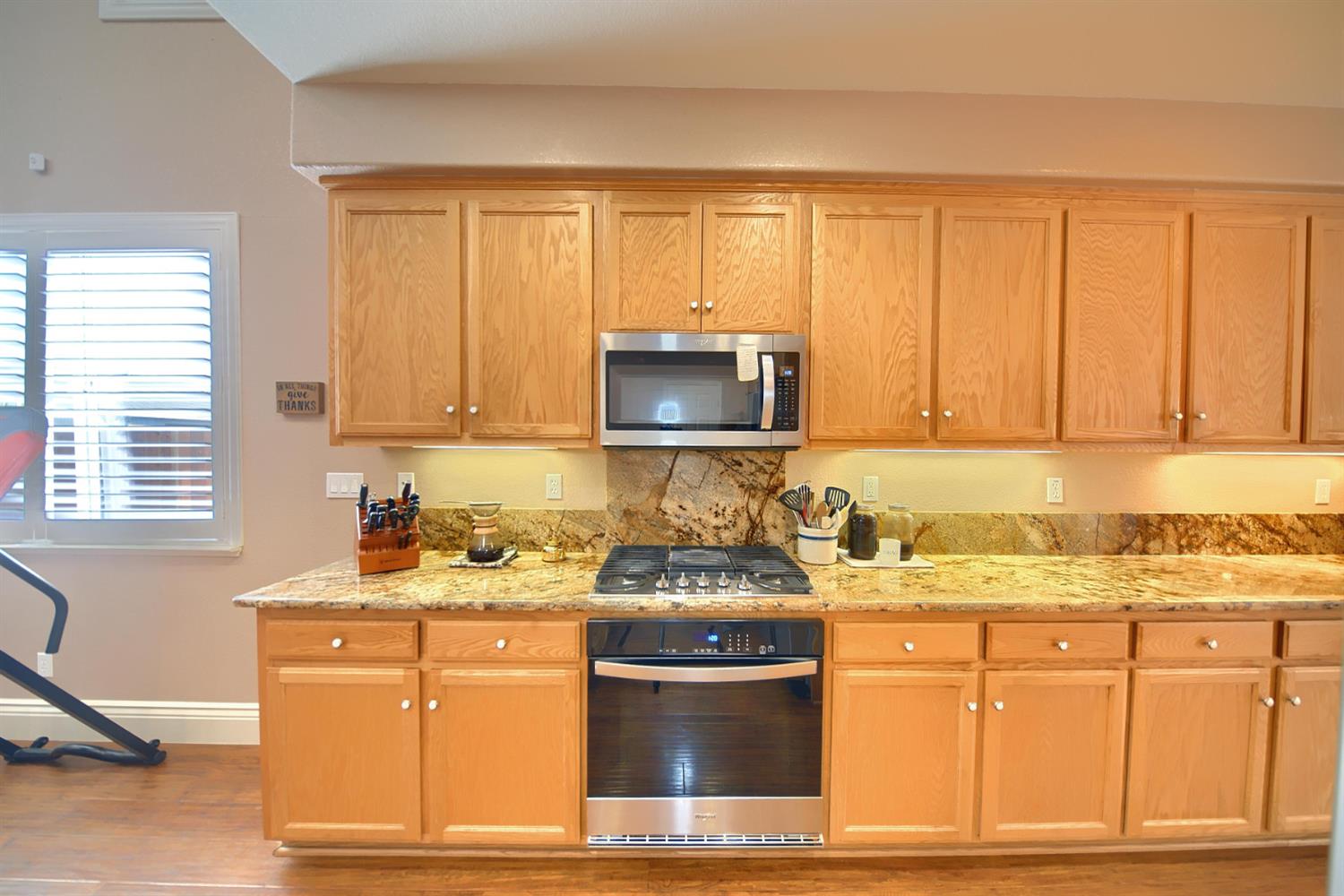 561 Branding Iron St, Oakdale, CA 95361