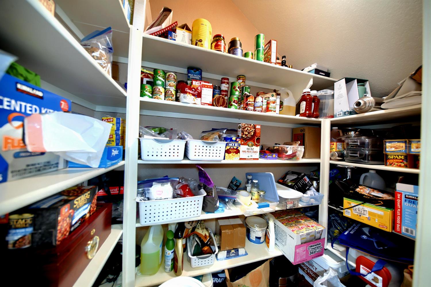 561 Branding Iron St, Oakdale, CA 95361