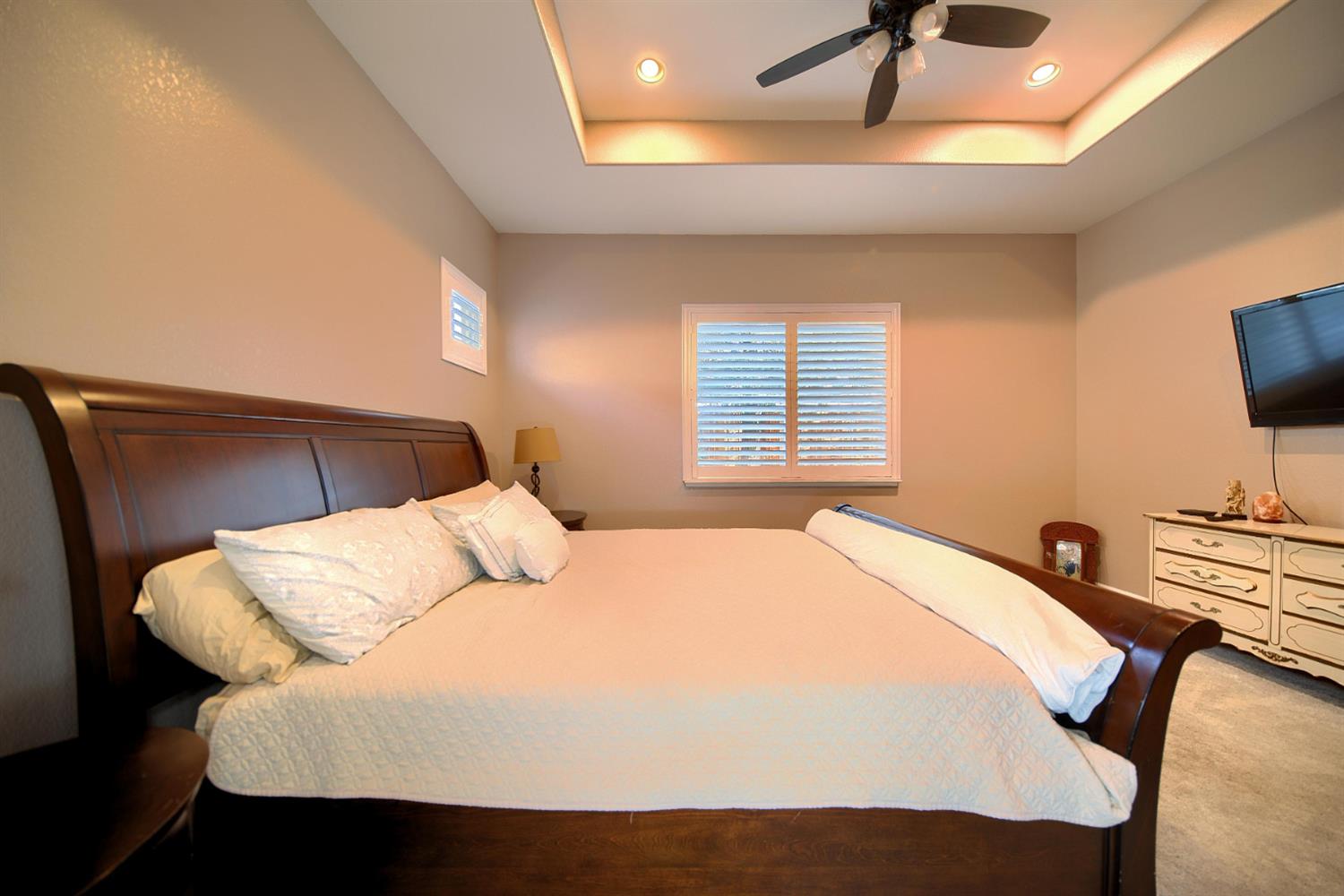 561 Branding Iron St, Oakdale, CA 95361