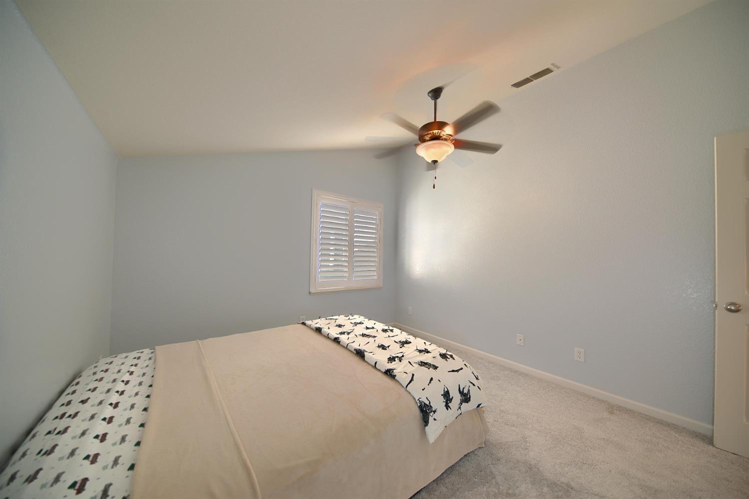 561 Branding Iron St, Oakdale, CA 95361