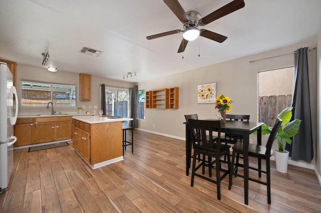 382 Victory Ave, Manteca, CA 95336