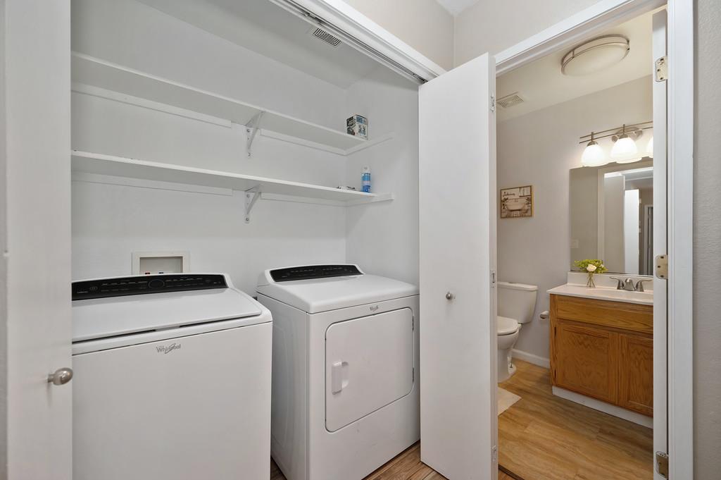 382 Victory Ave, Manteca, CA 95336