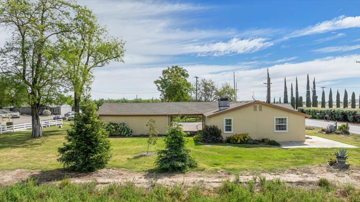 607 E Keyes Rd, Ceres, CA 95307