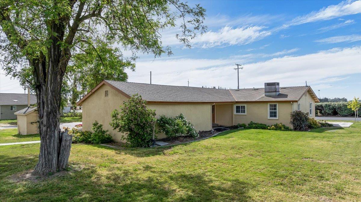 607 E Keyes Rd, Ceres, CA 95307