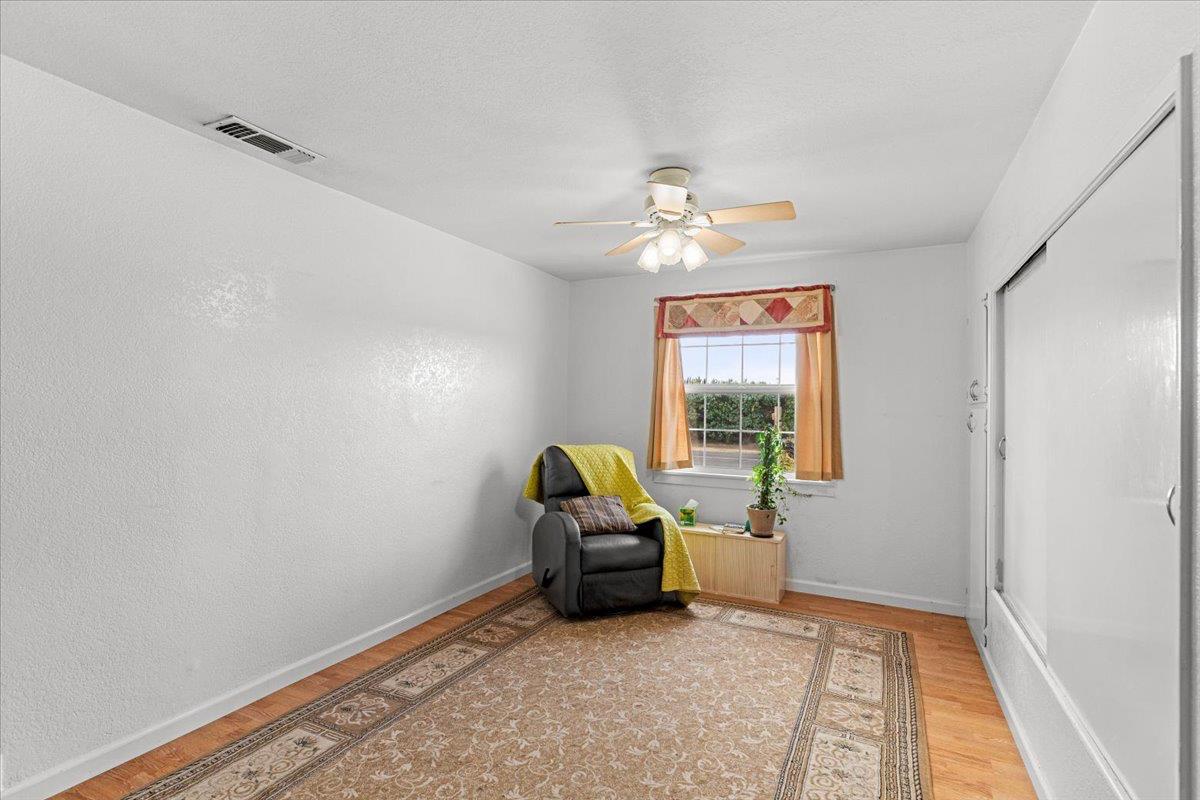 607 E Keyes Rd, Ceres, CA 95307