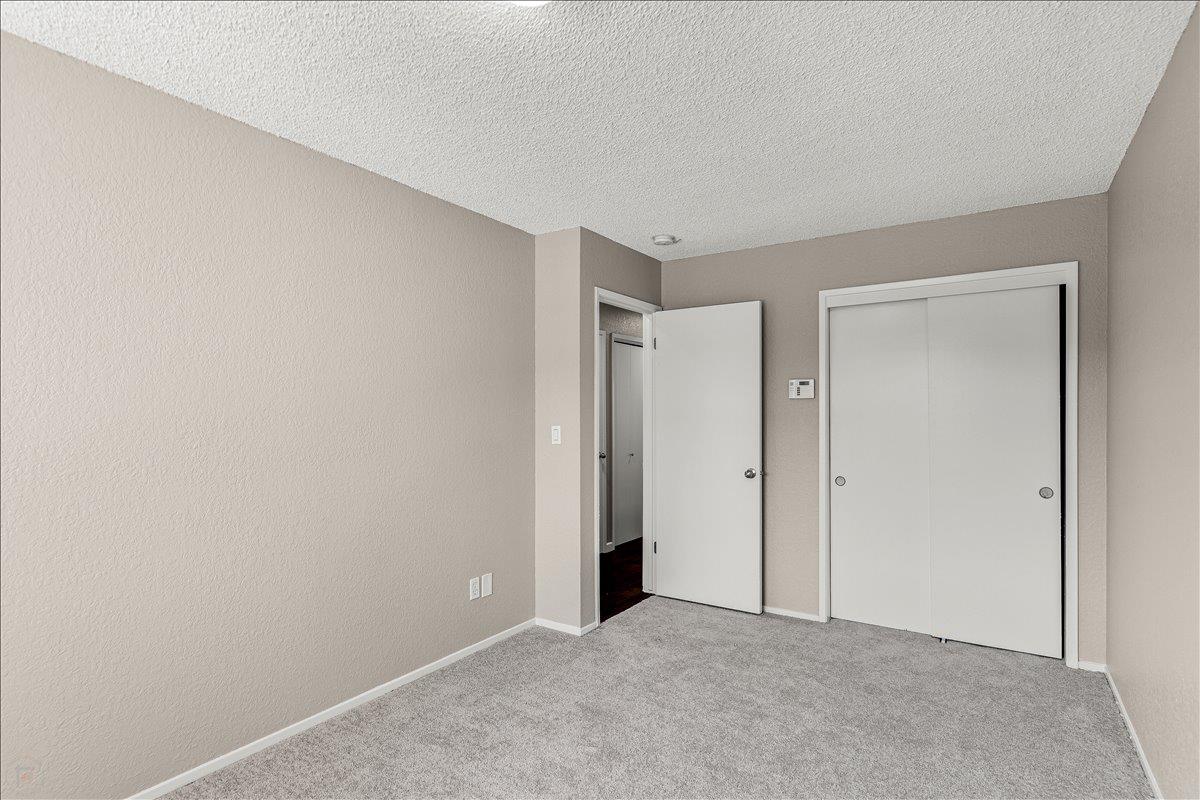 495 Cherry Ln #G, Manteca, CA 95337