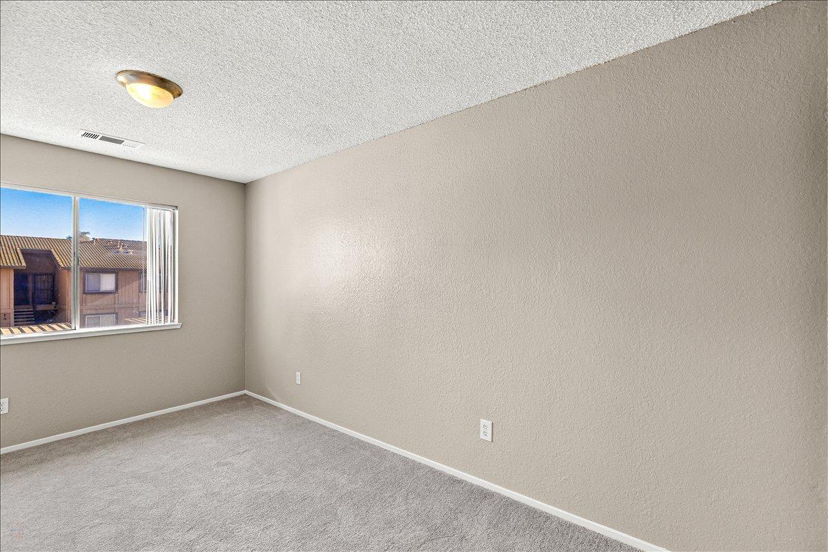 495 Cherry Ln #G, Manteca, CA 95337