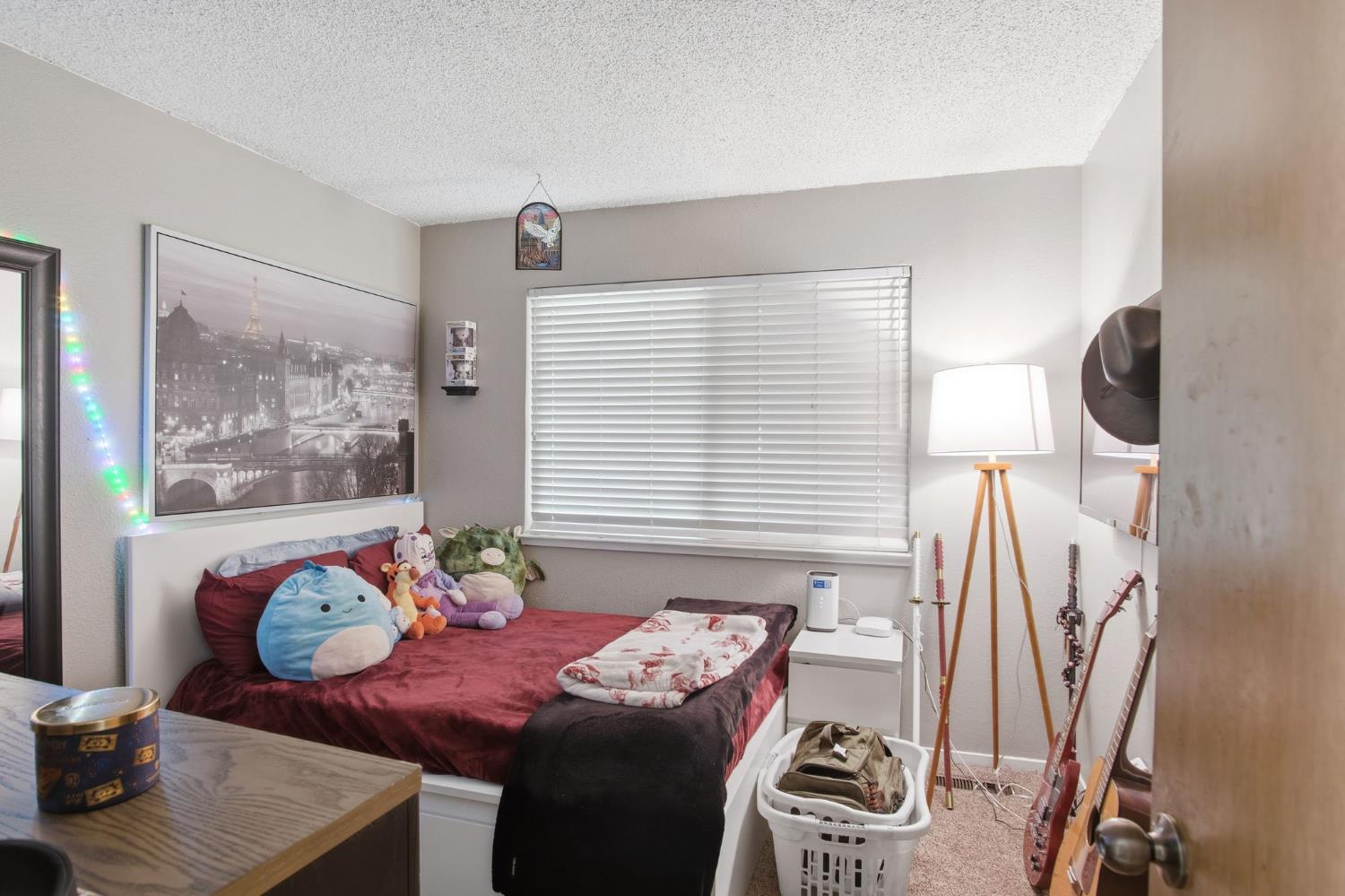 1436 Montclair Dr, Modesto, CA 95350