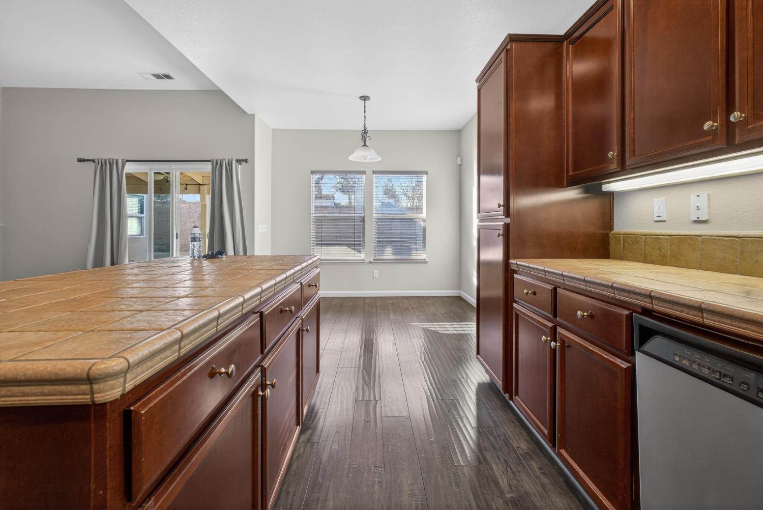 2310 Black Oak St, Turlock, CA 95382