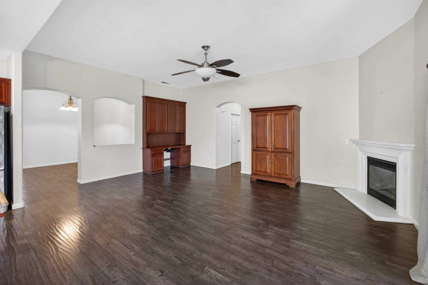 2310 Black Oak St, Turlock, CA 95382