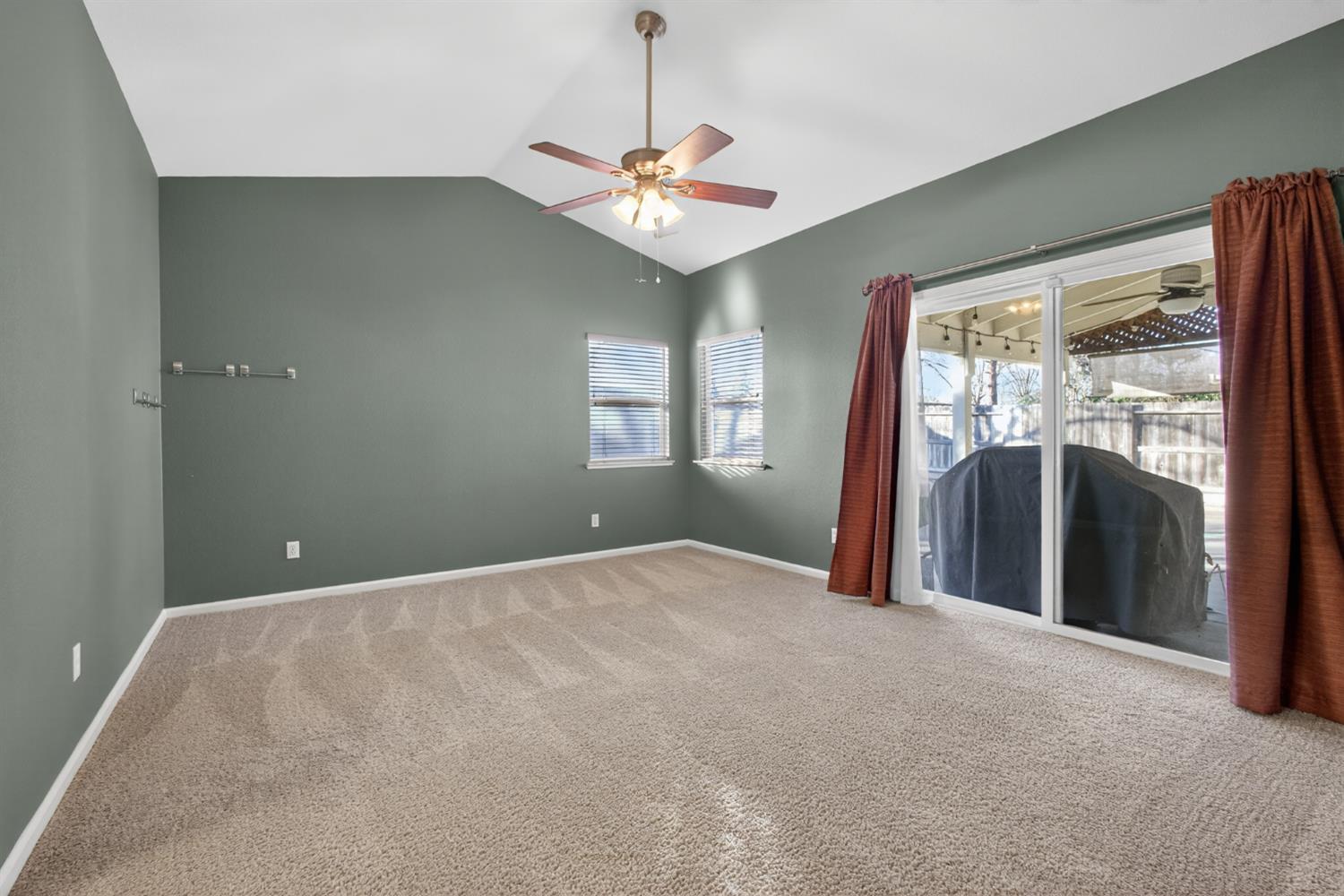 2310 Black Oak St, Turlock, CA 95382