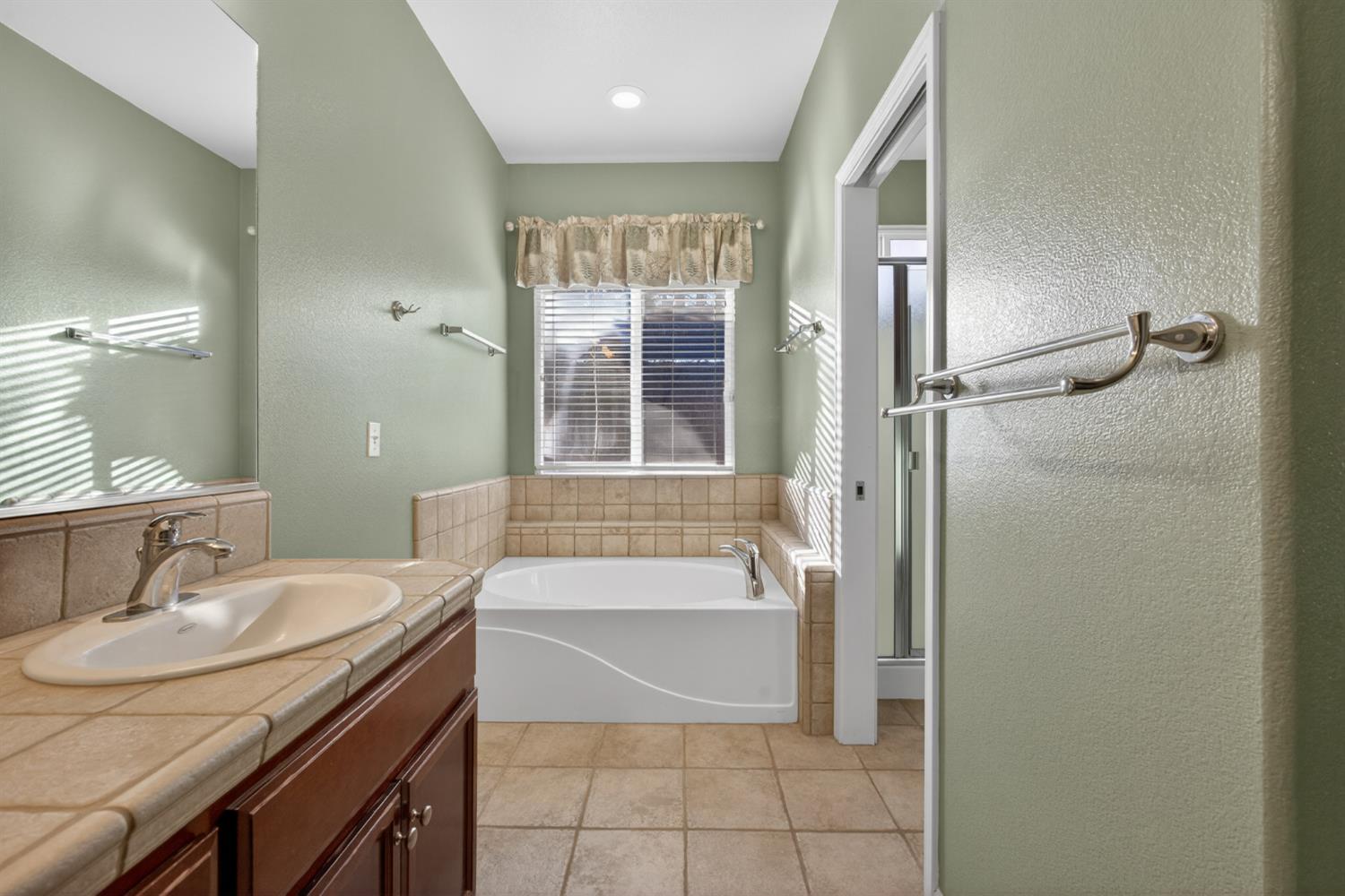 2310 Black Oak St, Turlock, CA 95382