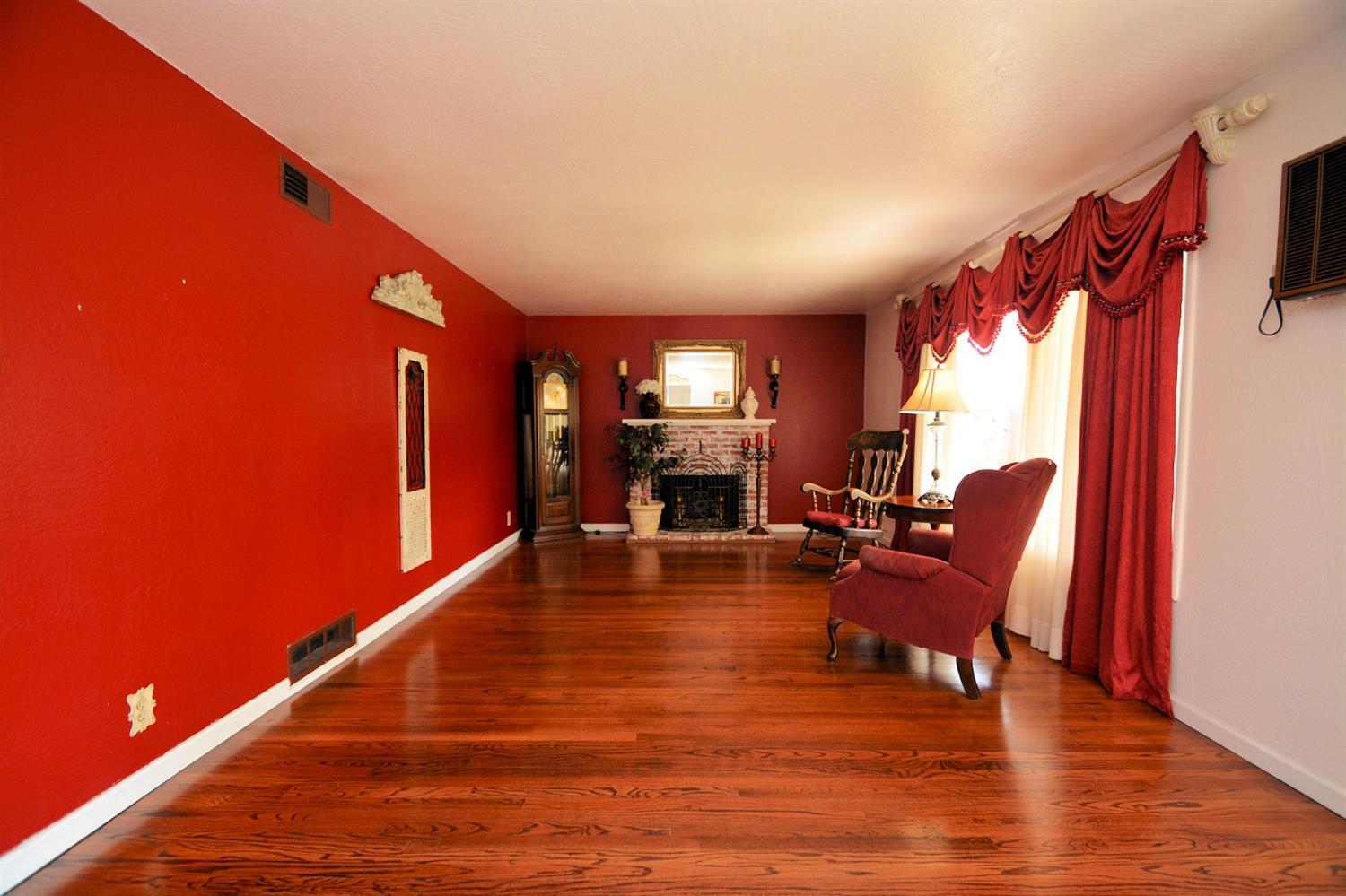 1306 Joni Ave, Modesto, CA 95350